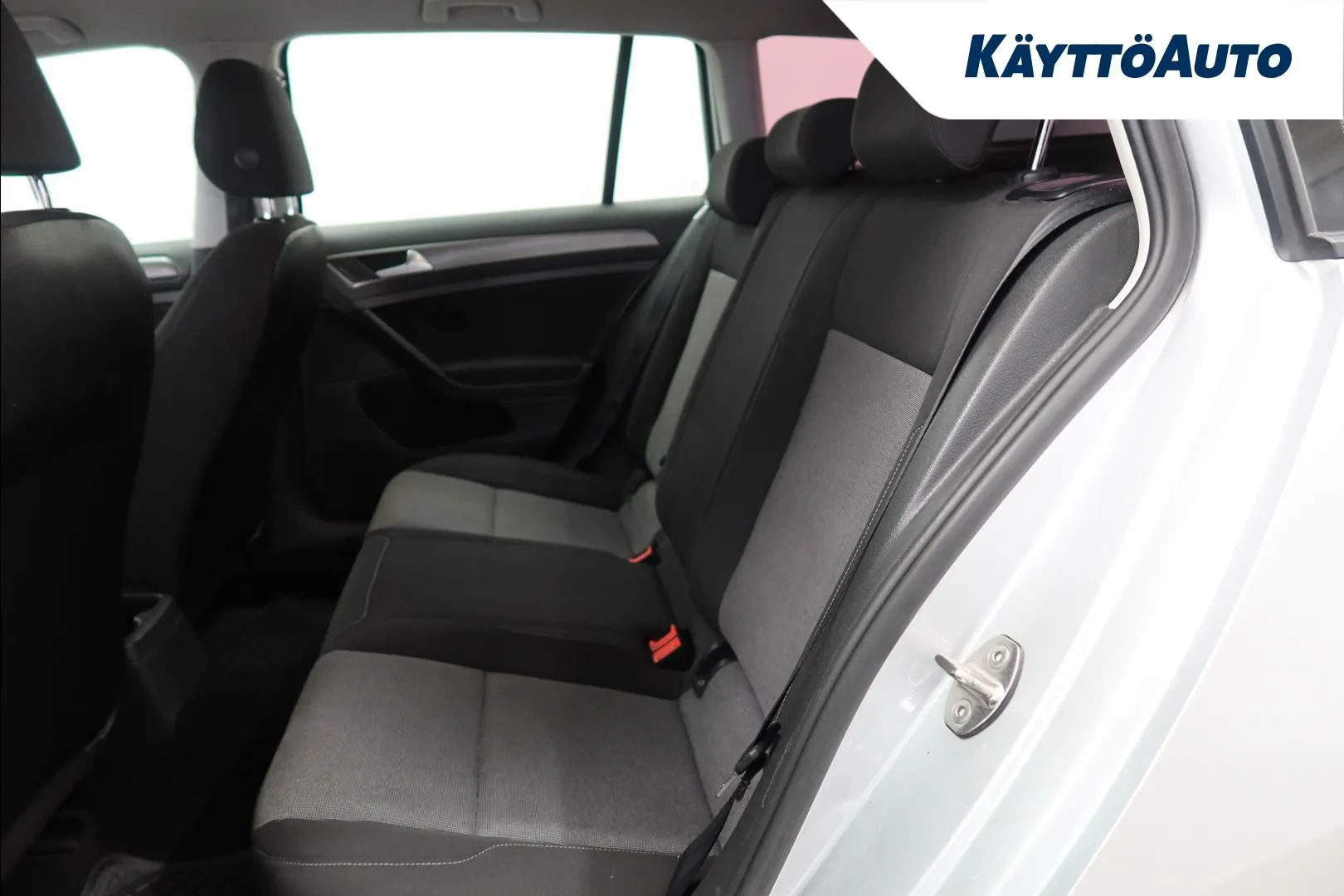 Volkswagen Golf NJY-406 carousel image