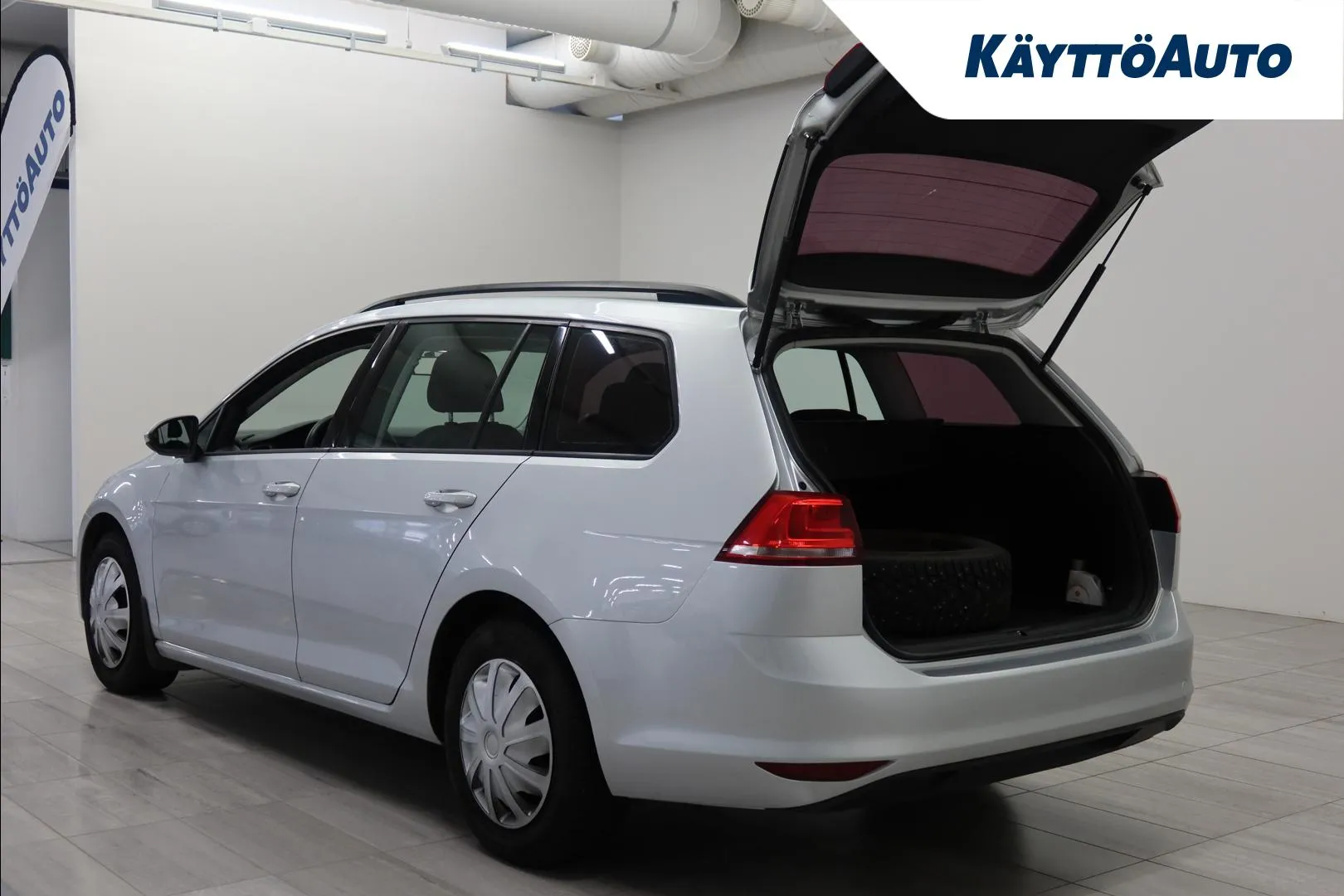 Volkswagen Golf NJY-406 carousel image