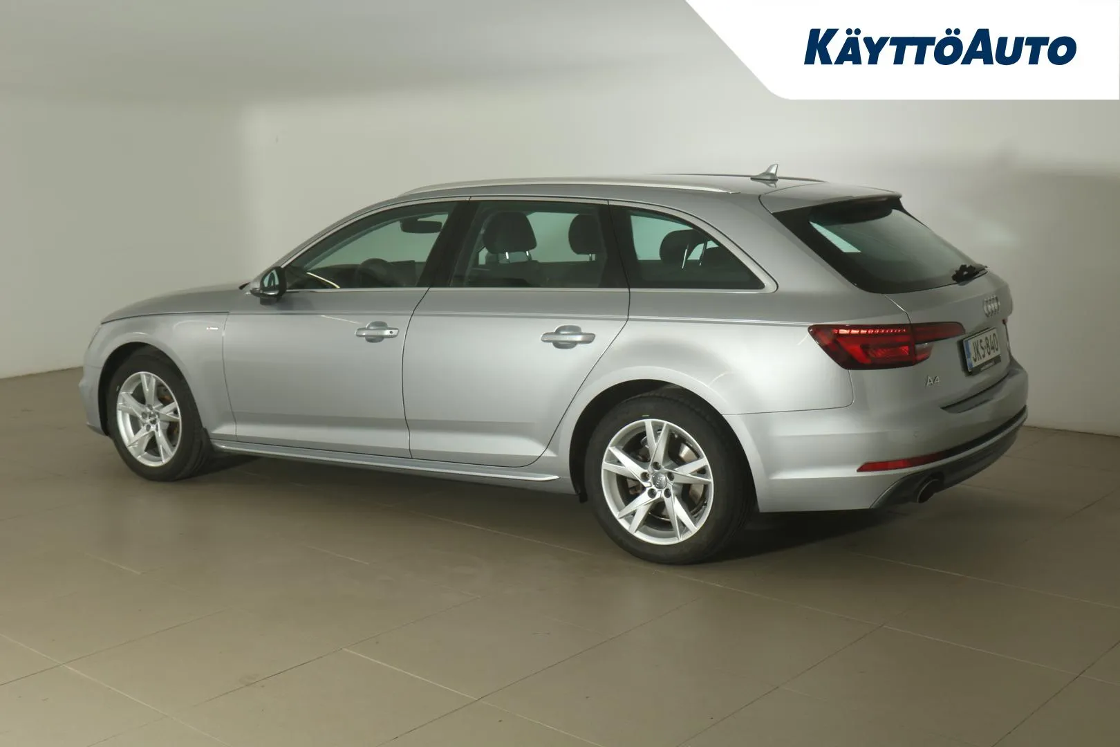 AUDI A4 JKS-840 carousel image