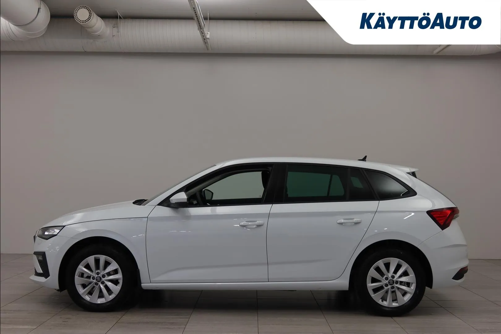 Skoda Scala YYE-335 carousel image