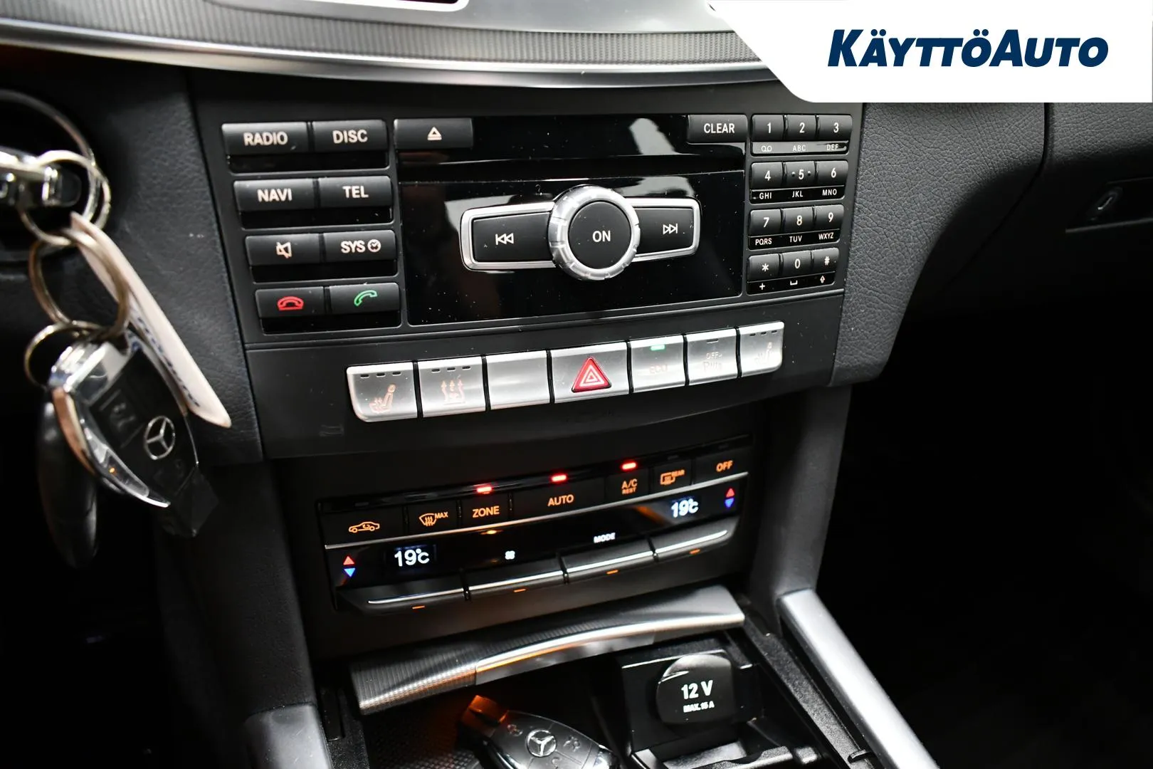 MERCEDES-BENZ E CRG-432 carousel image