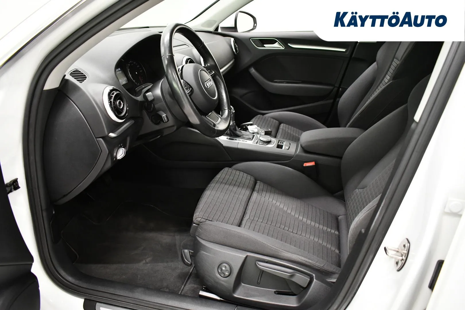 AUDI A3 LMR-990 carousel image