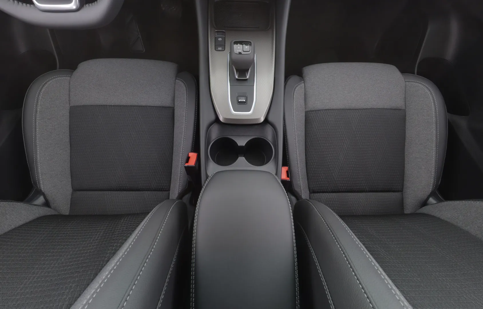 Nissan Qashqai GRJ-384 carousel image