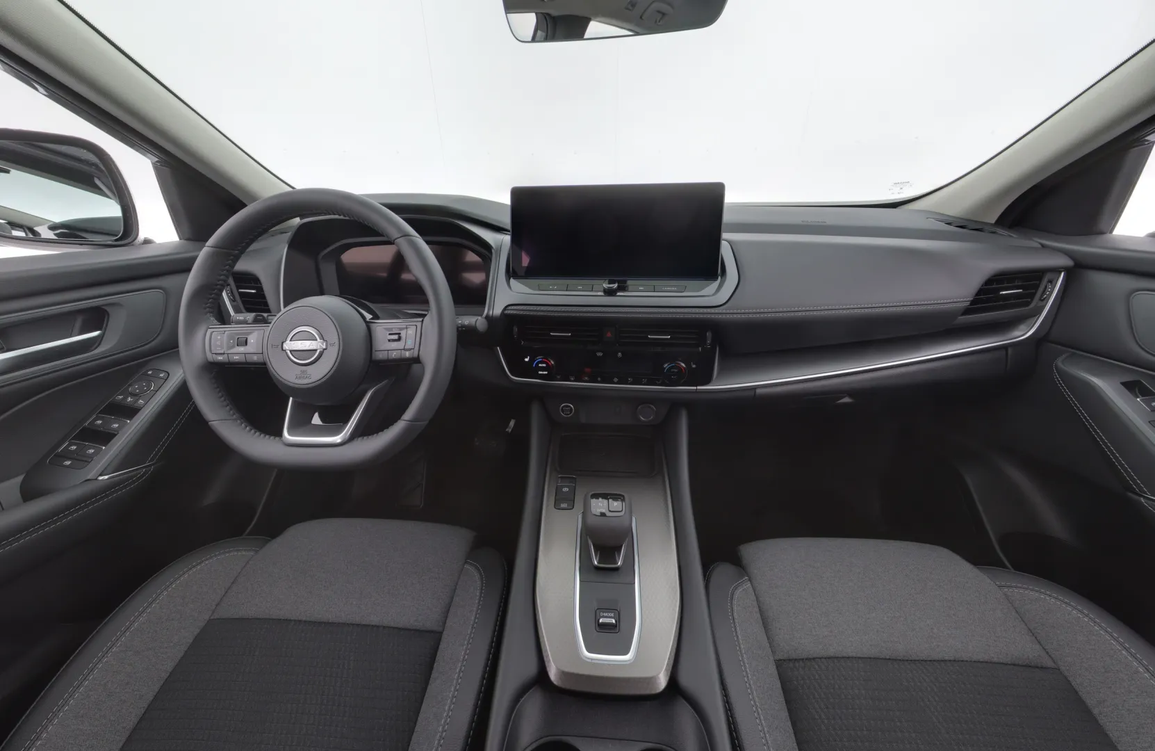Nissan Qashqai GRJ-384 carousel image