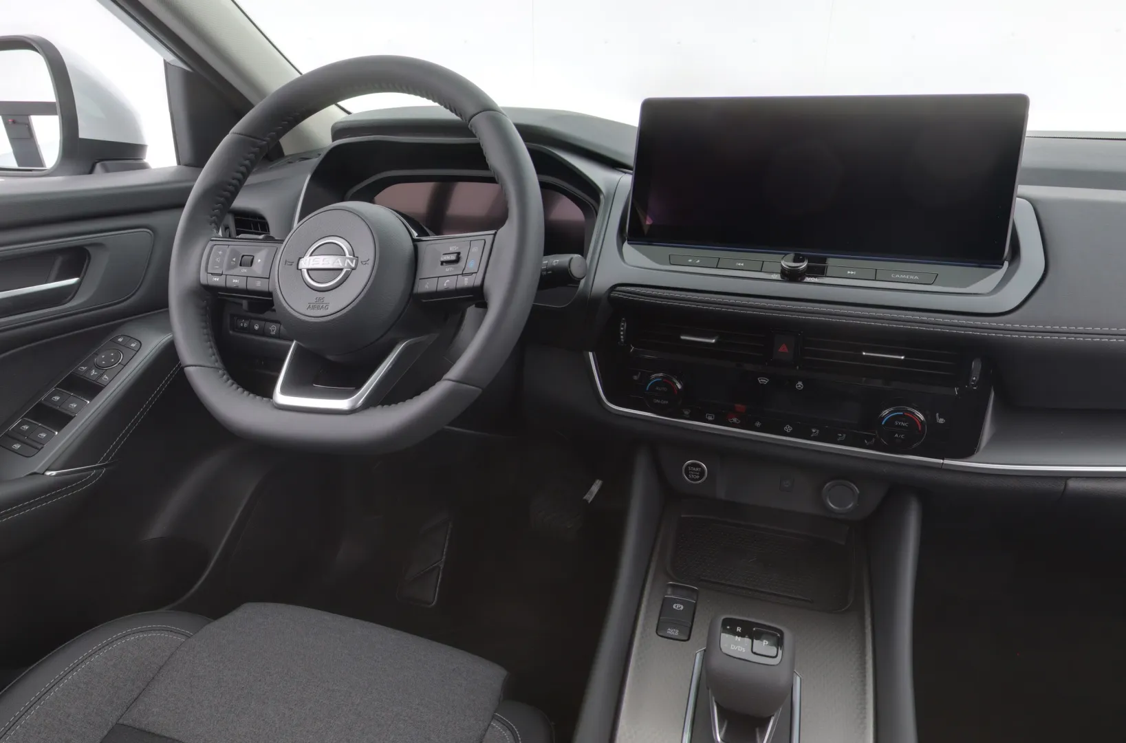 Nissan Qashqai GRJ-409 carousel image