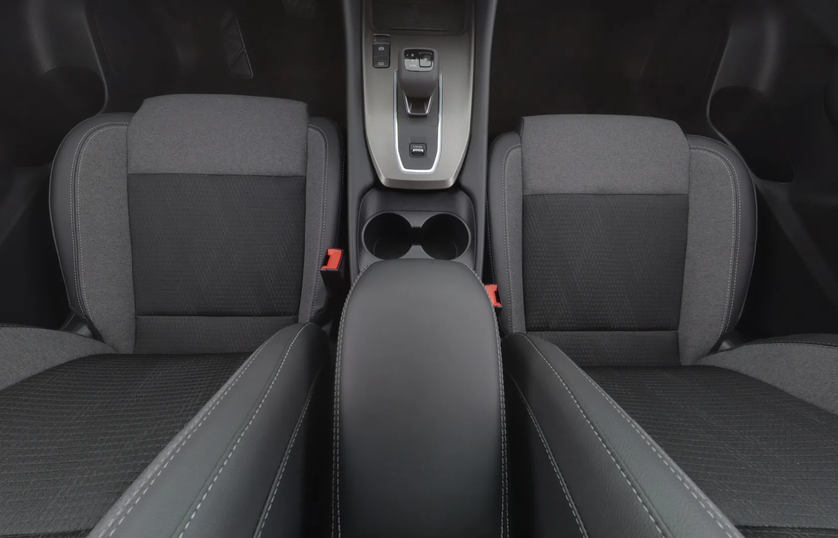 Nissan Qashqai GRJ-409 carousel image