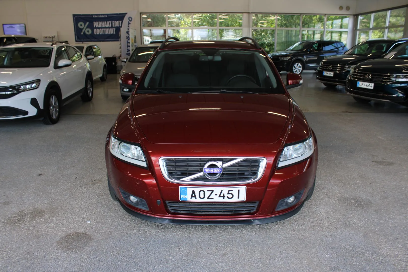 VOLVO V50 AOZ-451 carousel image
