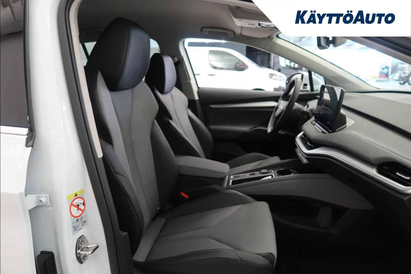 Skoda Enyaq XVZ-754 carousel image
