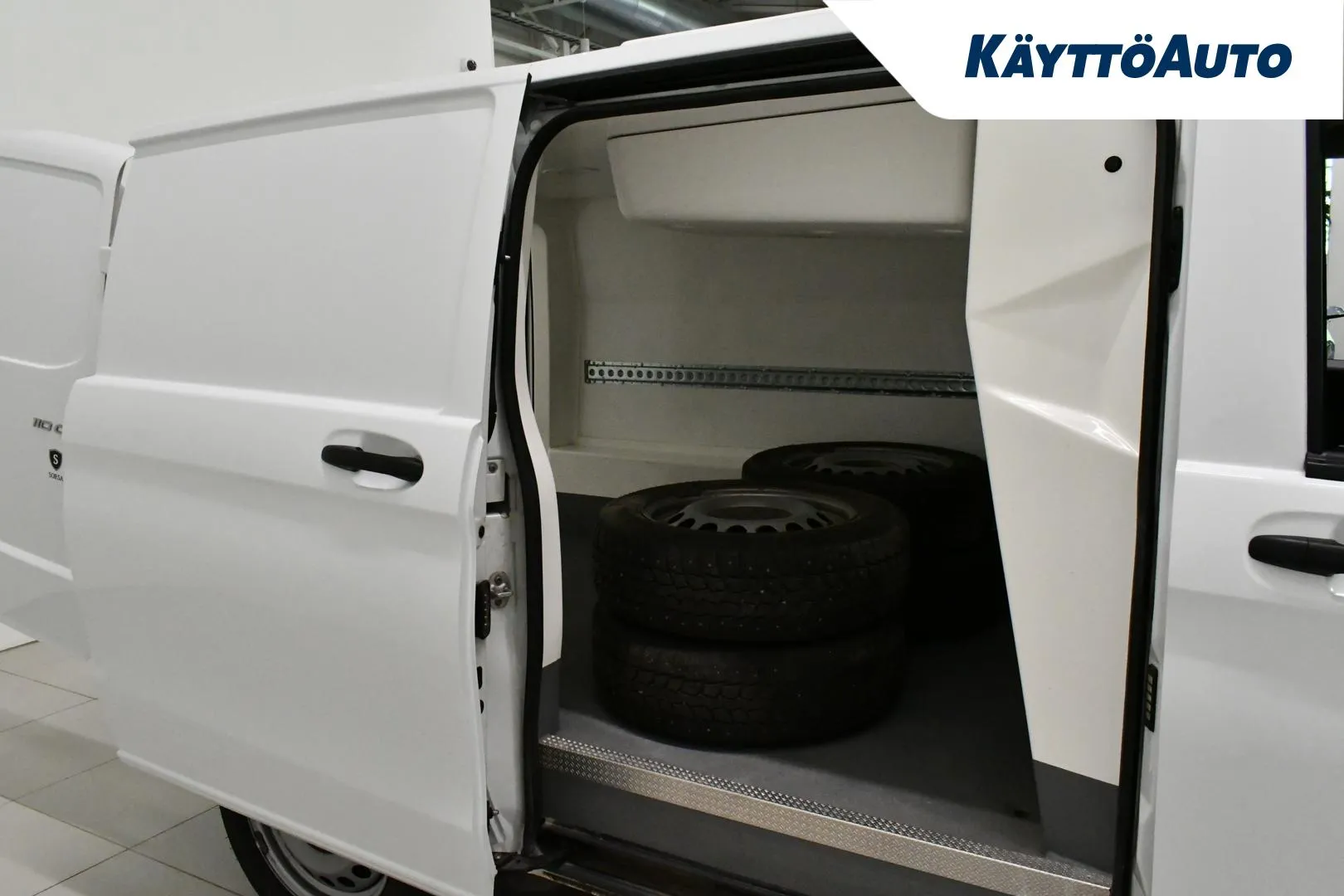 MERCEDES-BENZ Vito IPS-642 carousel image