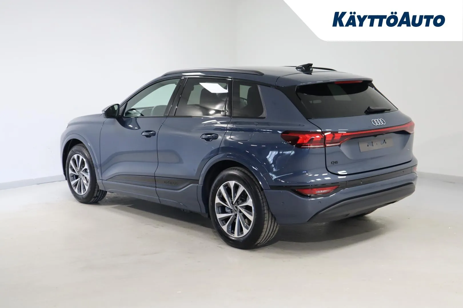 Audi Q6 e-tron YYF-729 carousel image