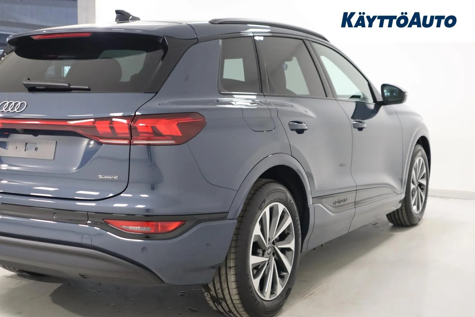 Audi Q6 e-tron YYF-729 carousel image