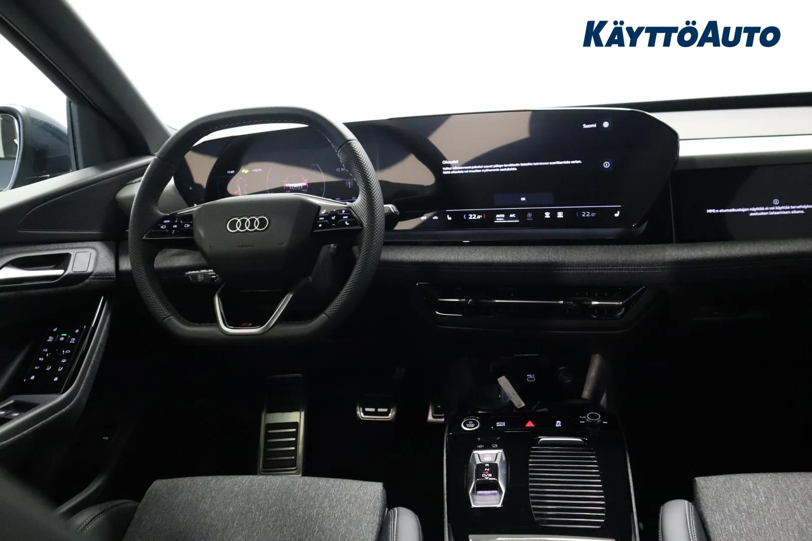 Audi Q6 e-tron YYF-729 carousel image