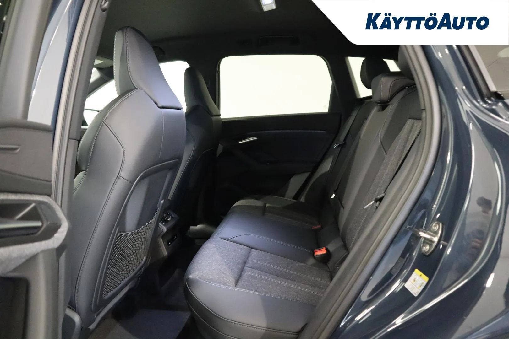 Audi Q6 e-tron YYF-729 carousel image