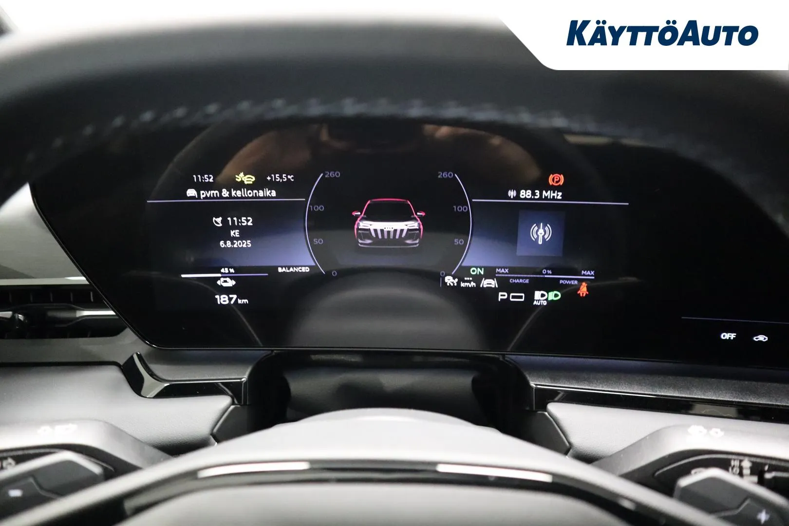 Audi Q6 e-tron YYF-730 carousel image