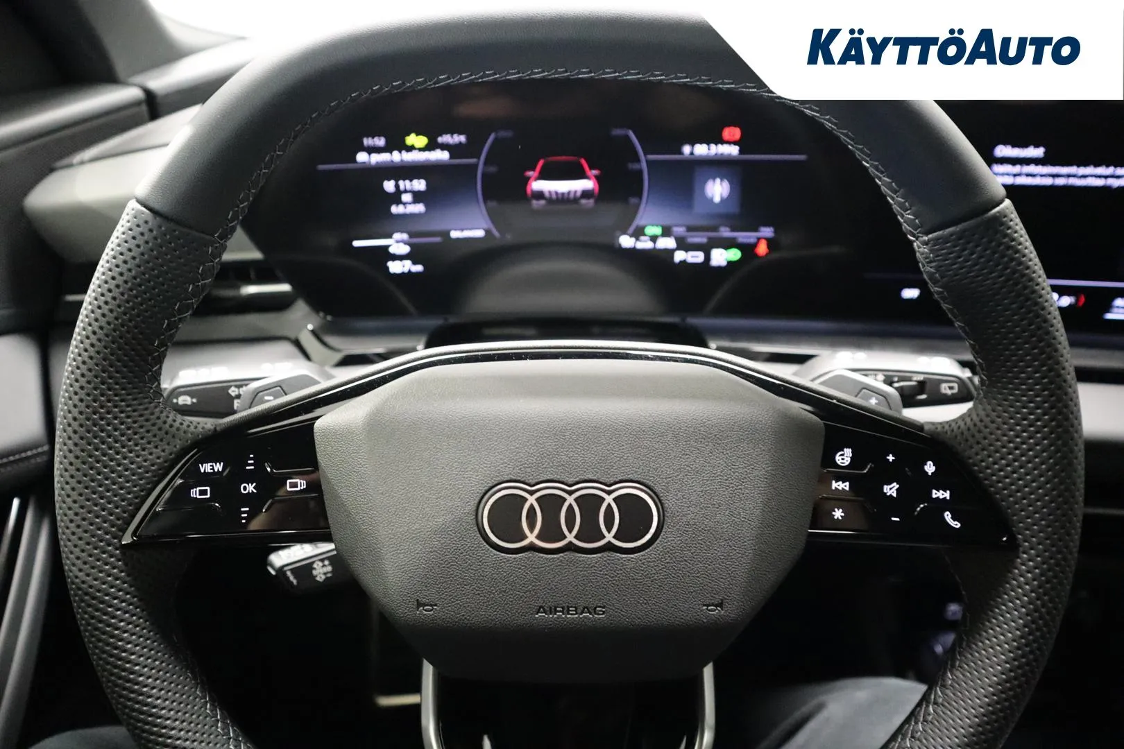 Audi Q6 e-tron YYF-730 carousel image