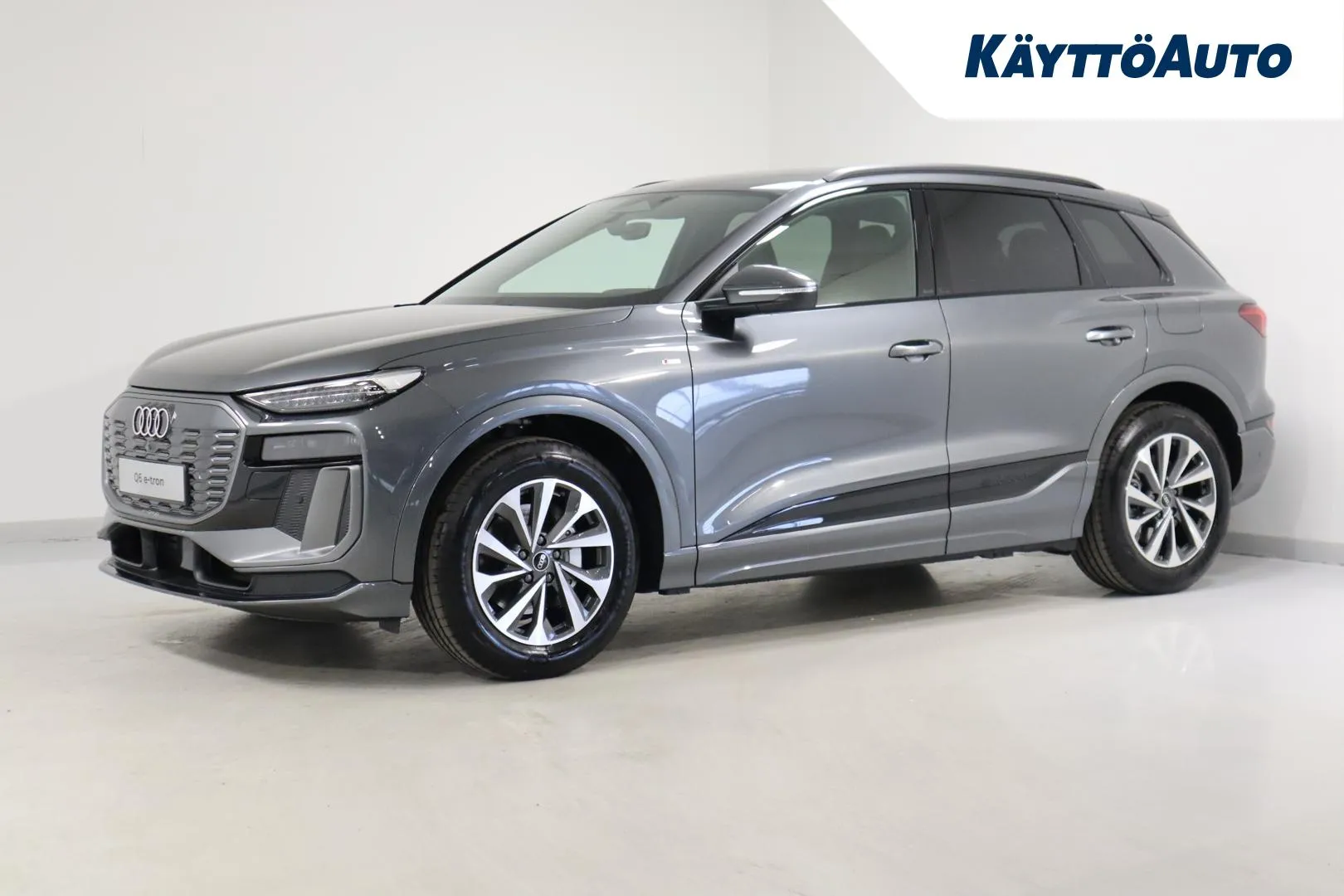 Audi Q6 e-tron YYF-730 carousel image