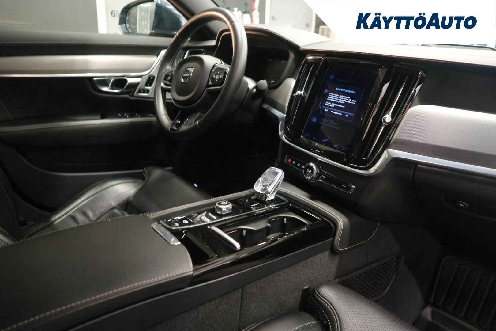 VOLVO S90 ESM-887 carousel image