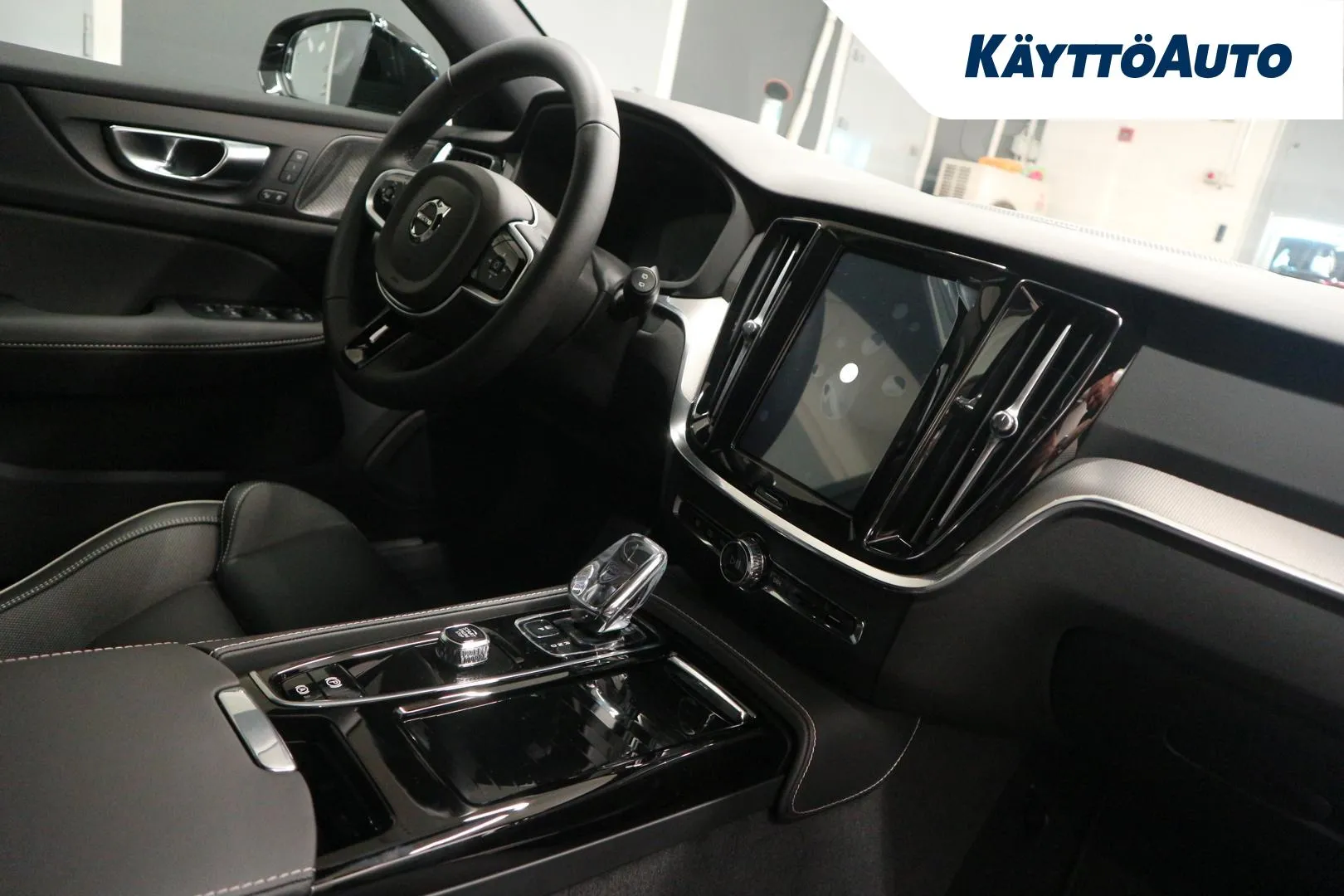 Volvo V60 EVJ-365 carousel image