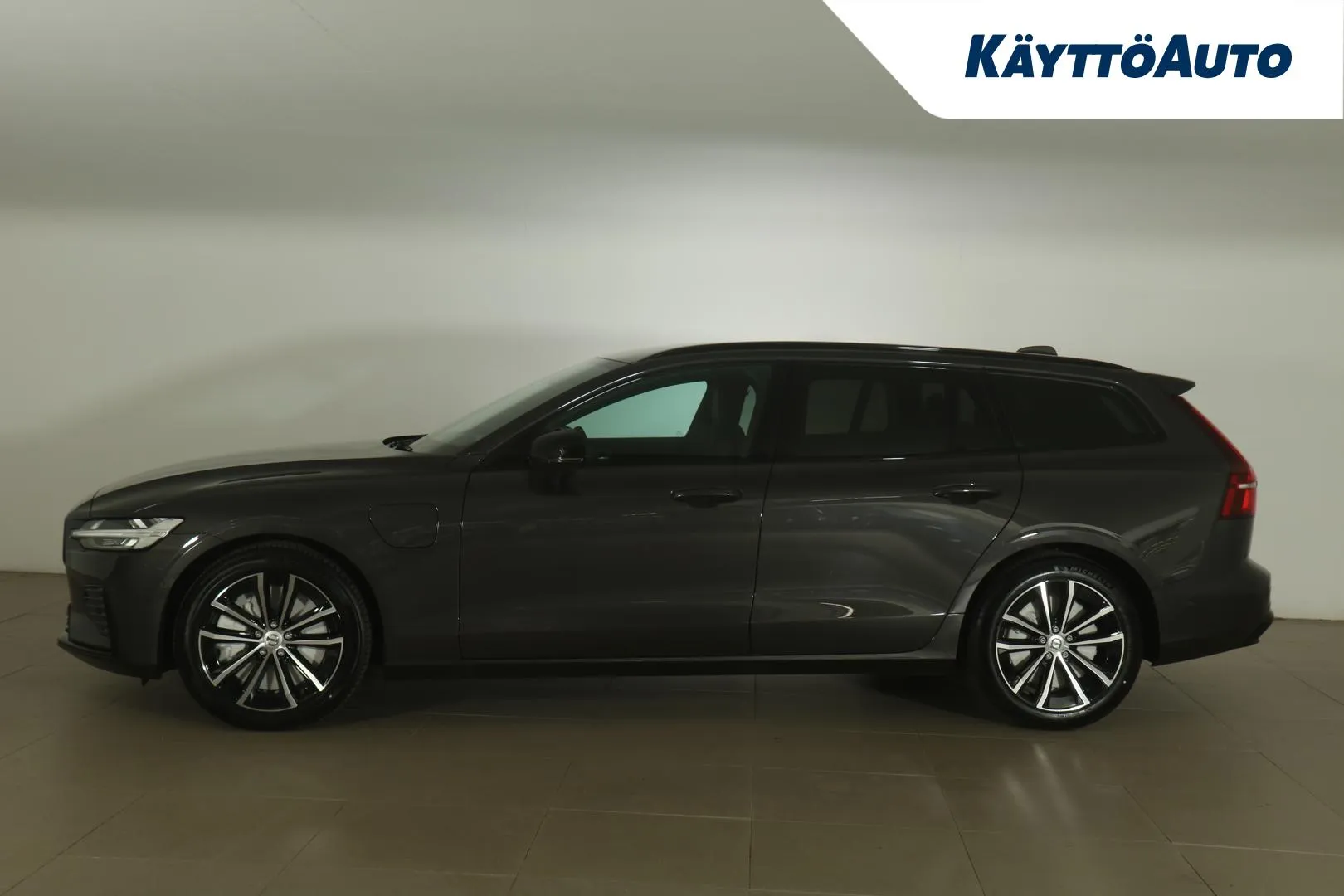 Volvo V60 FRY-609 carousel image