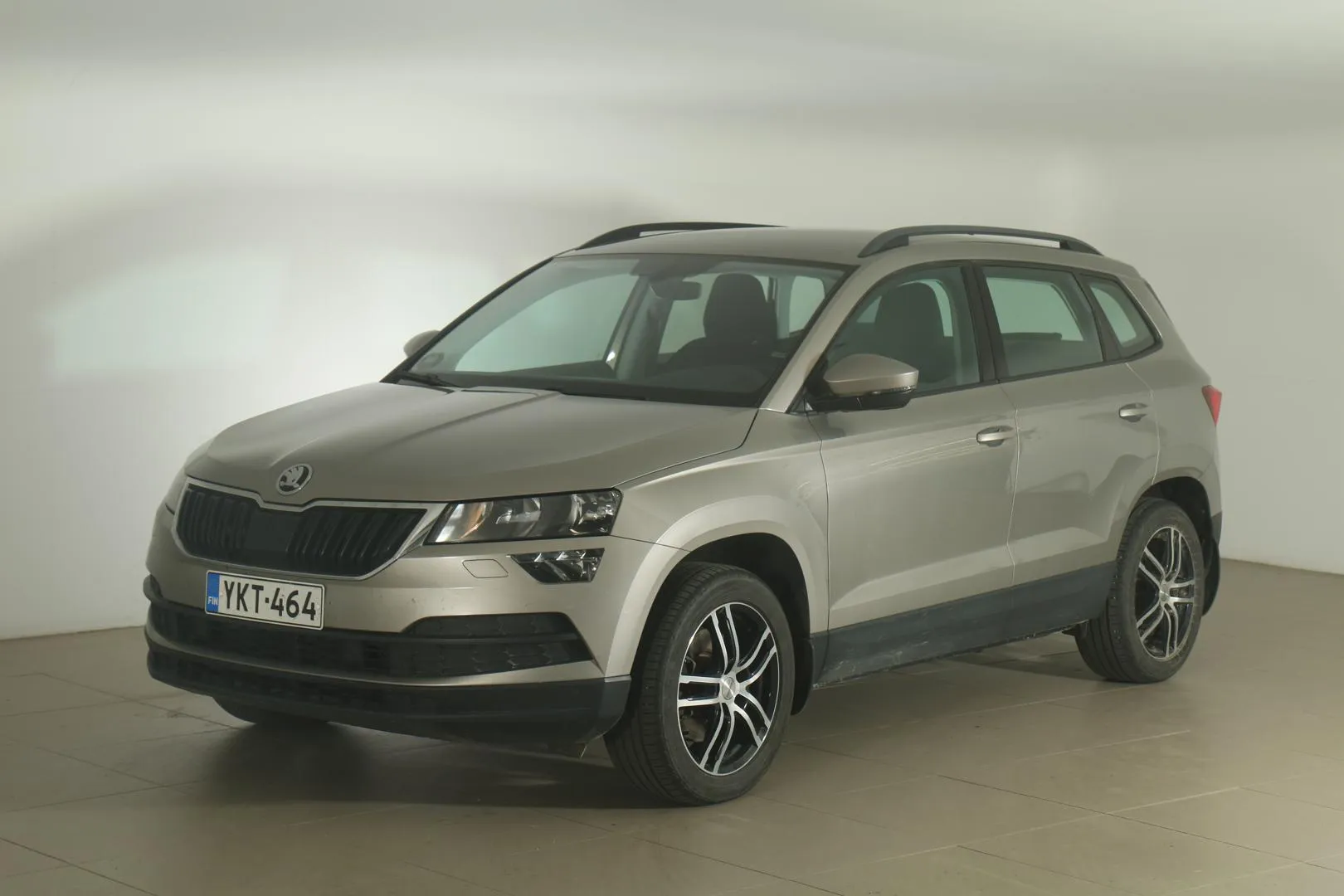 SKODA Karoq YKT-464 carousel image