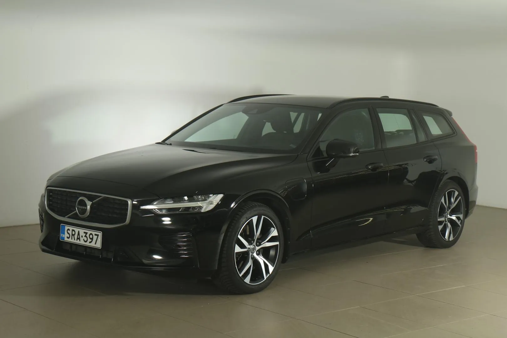 VOLVO V60 SRA-397 carousel image