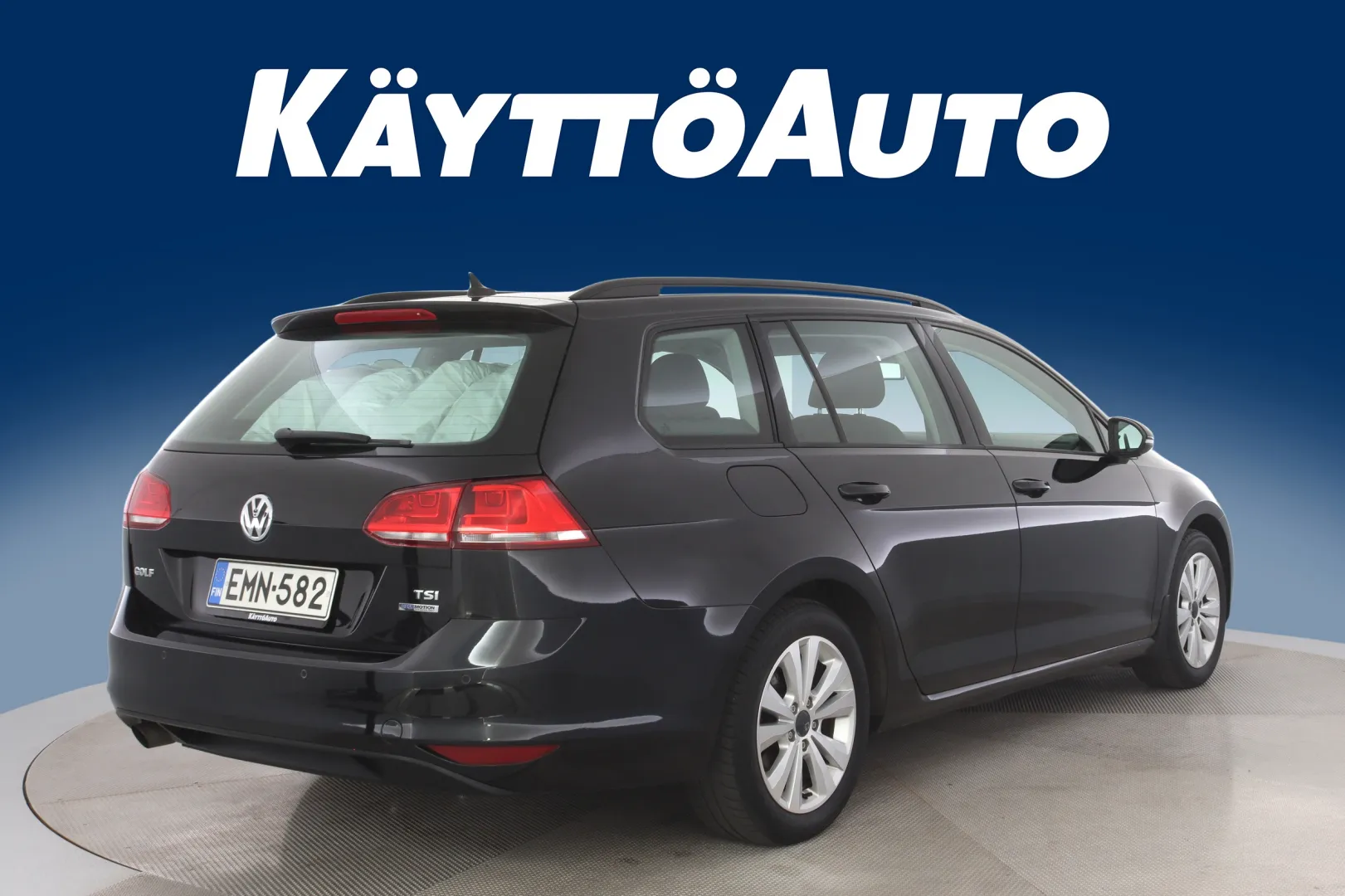 VOLKSWAGEN Golf EMN-582 carousel image