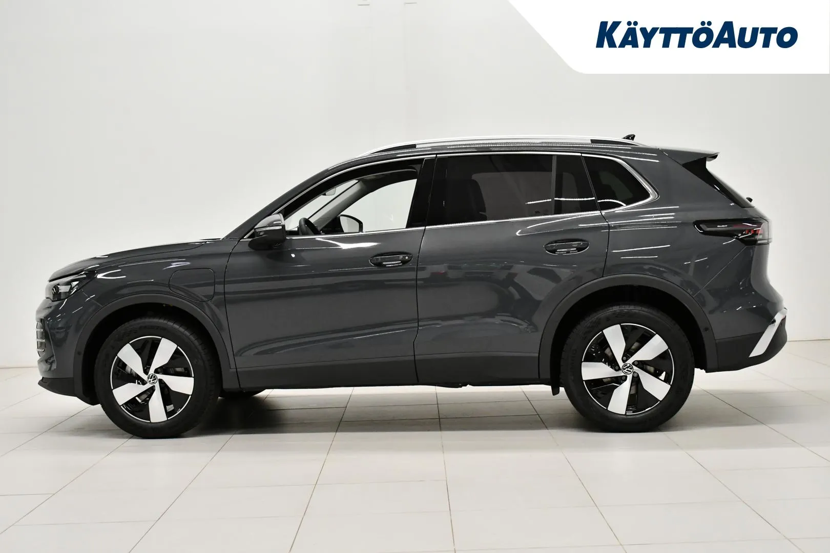 Volkswagen Tiguan ZPT-639 carousel image