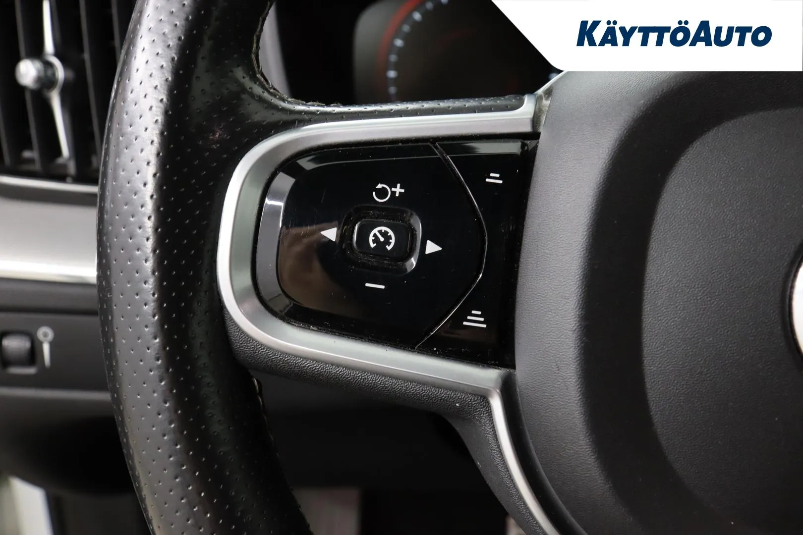 Volvo XC60 GMV-237 carousel image