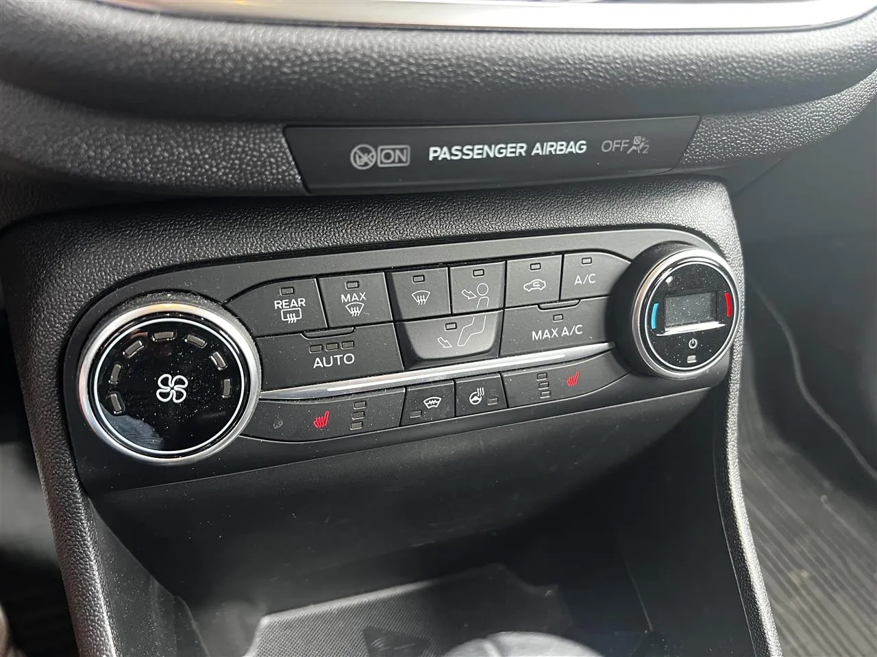FORD Fiesta GMX-286 carousel image