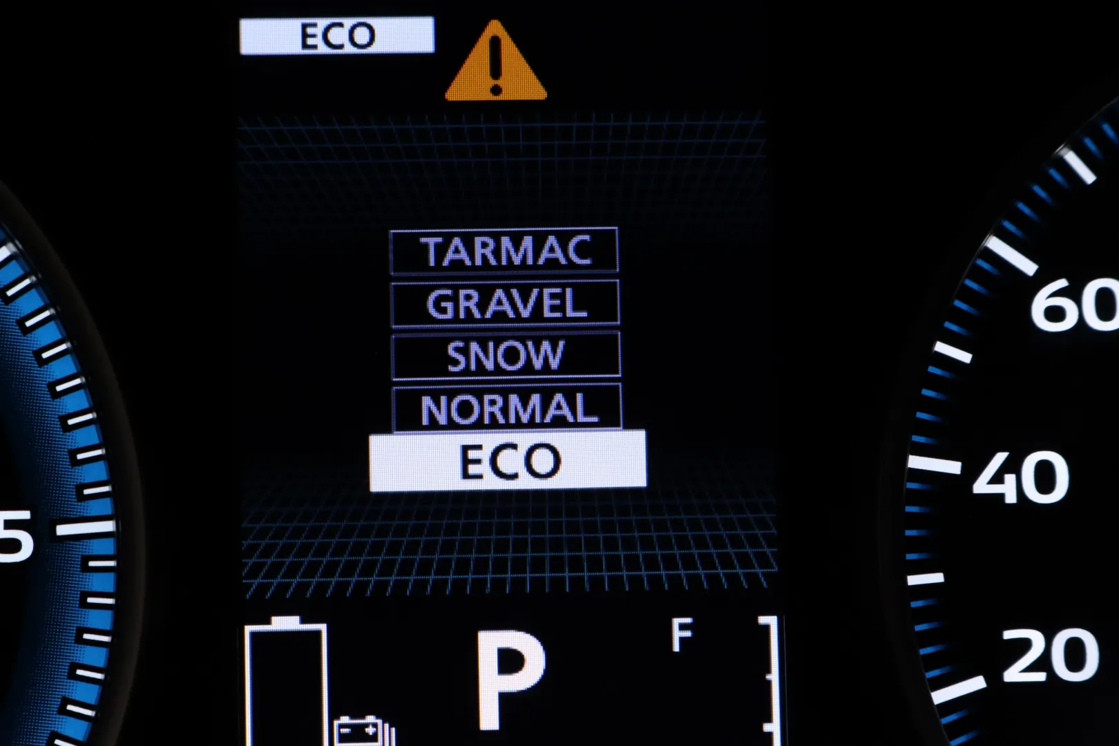 MITSUBISHI Eclipse Cross LRX-930 carousel image