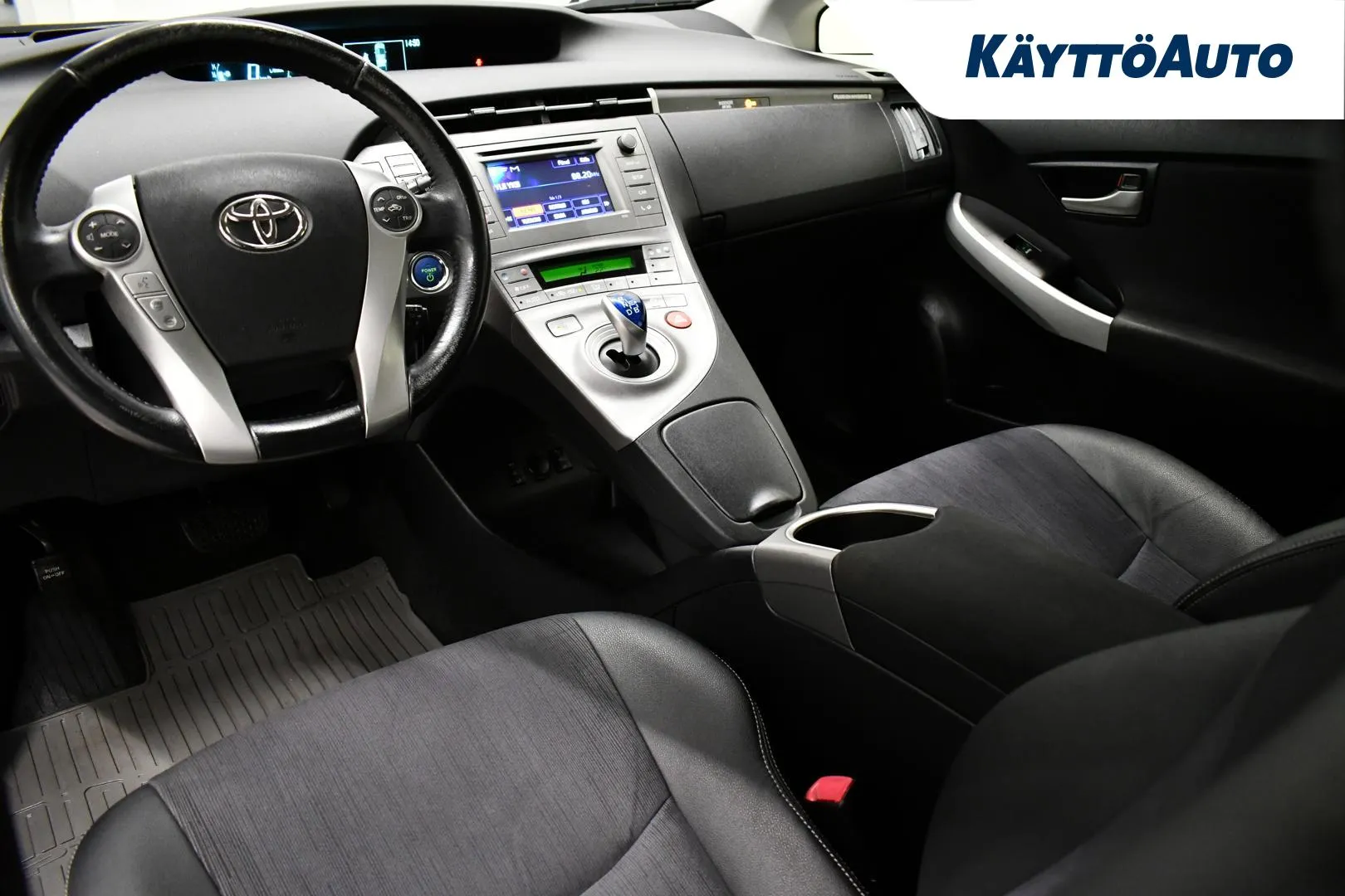 TOYOTA Prius Plug-in CJY-143 carousel image