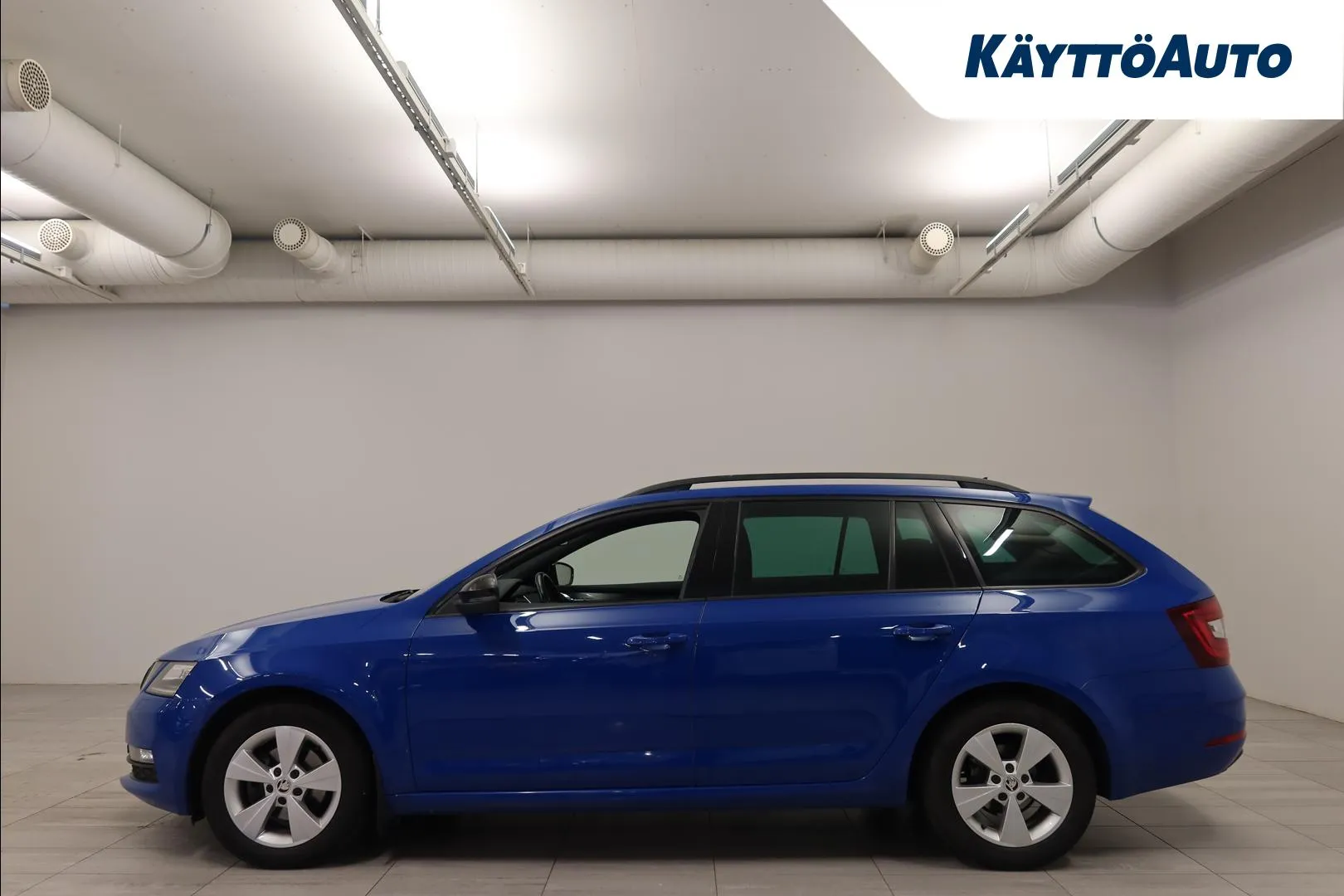 SKODA Octavia FOF-354 carousel image