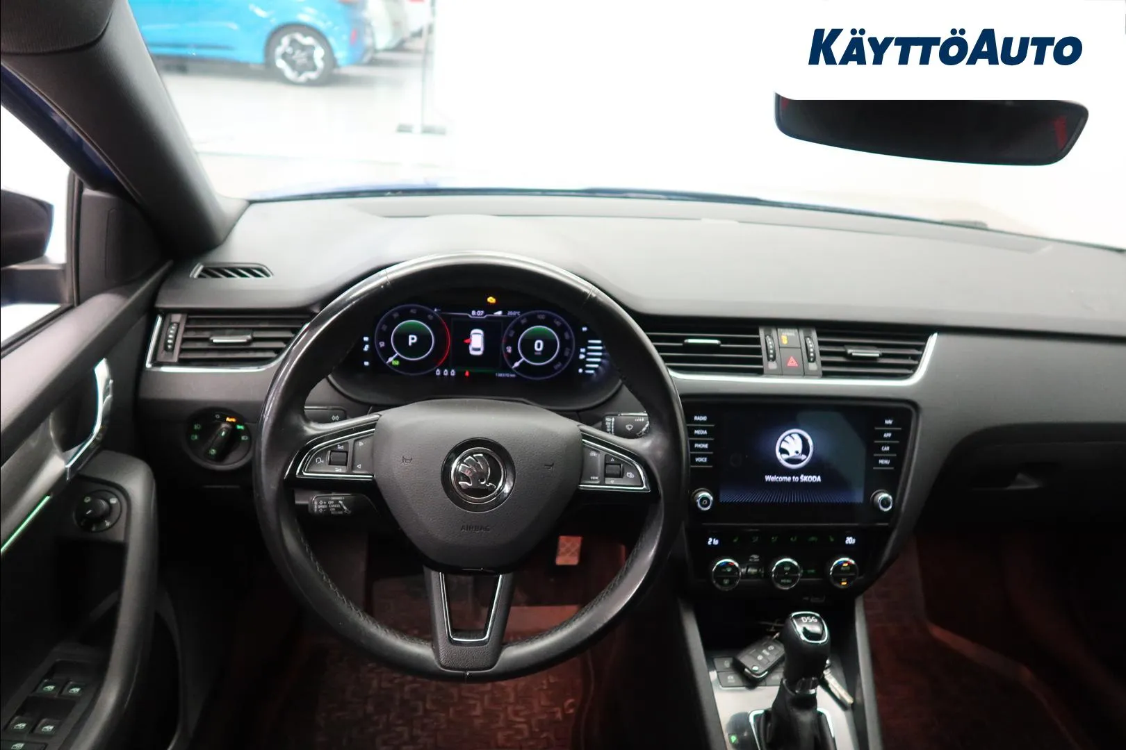 SKODA Octavia FOF-354 carousel image