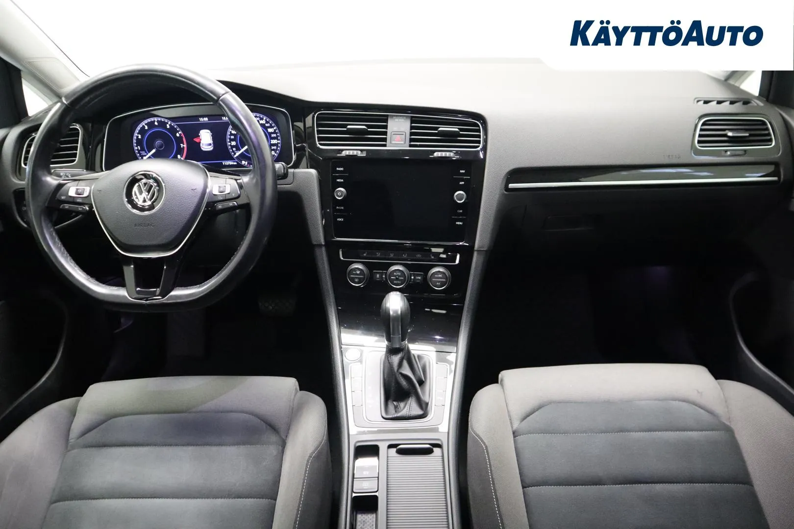 VOLKSWAGEN Golf SML-110 carousel image