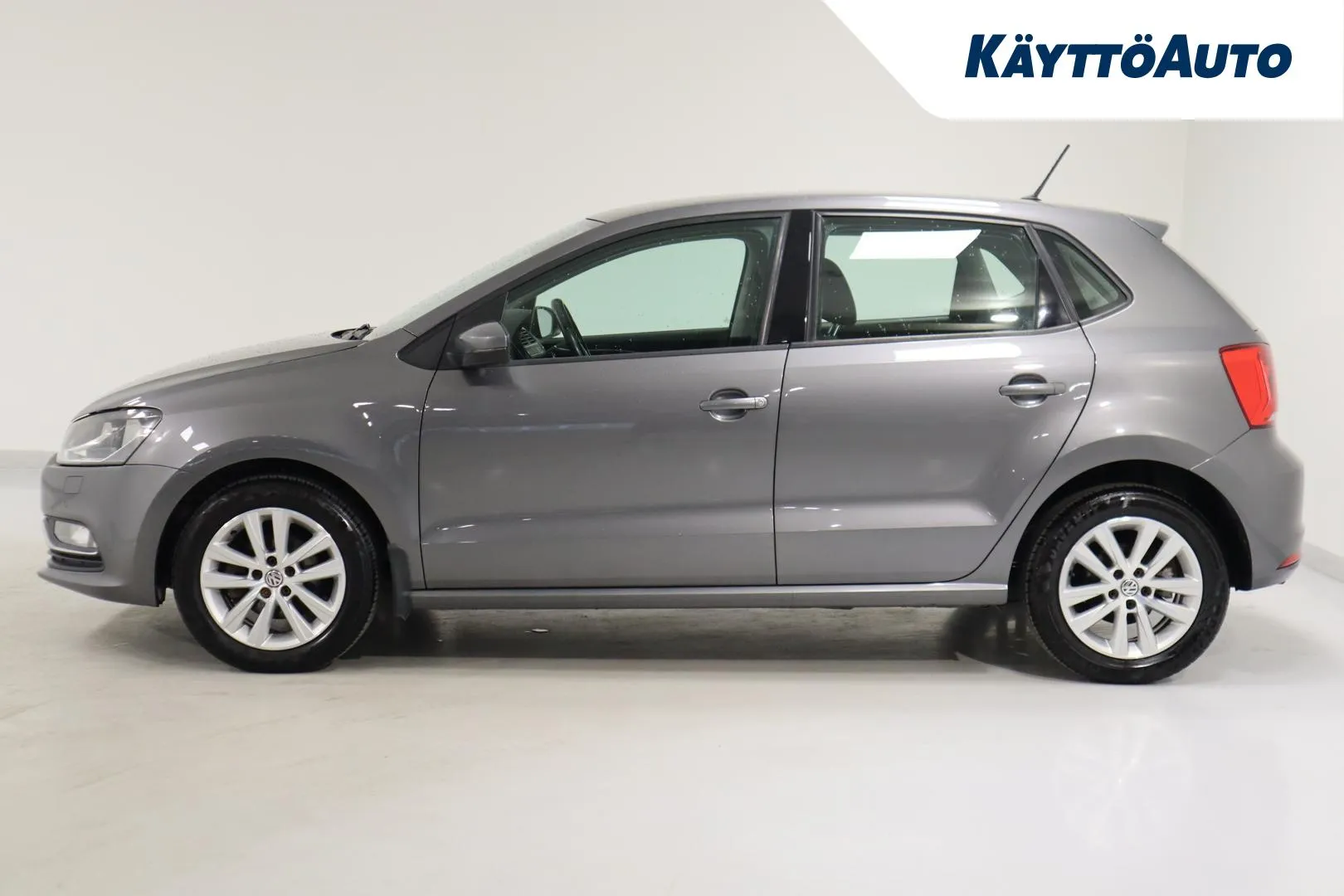 Volkswagen Polo NKC-434 carousel image
