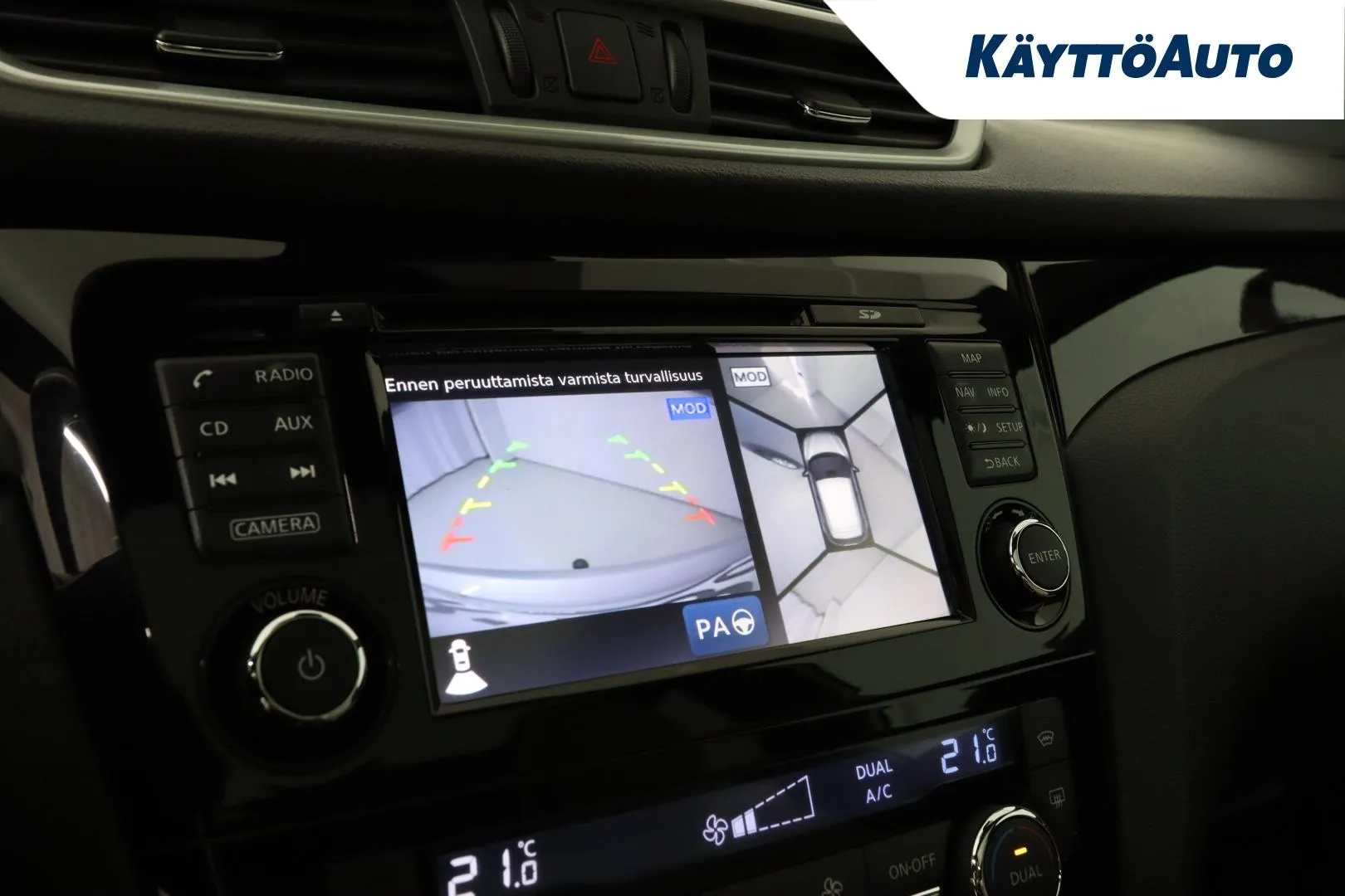 Nissan Qashqai XVR-780 carousel image