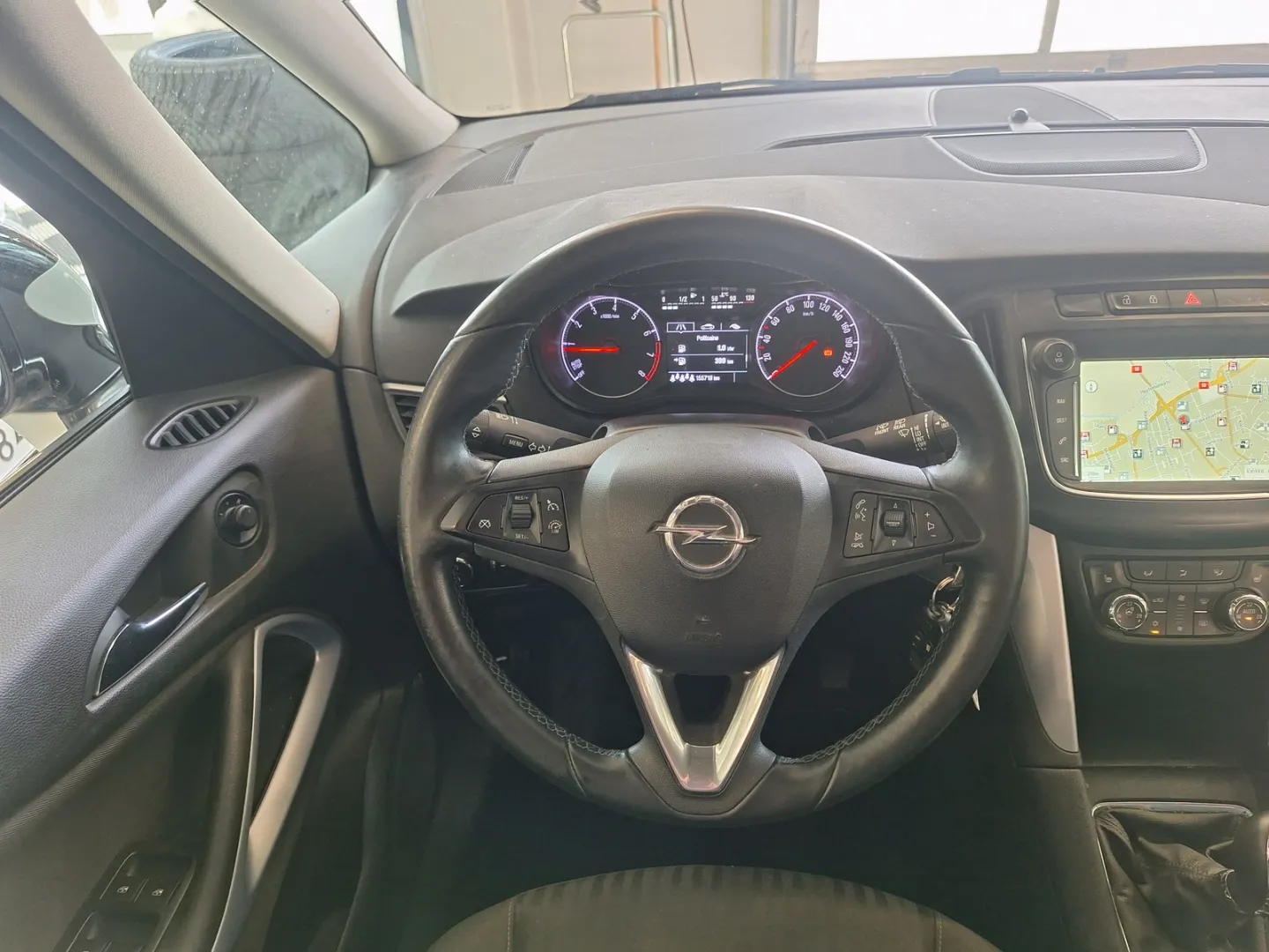 Opel Zafira GMJ-643 carousel image