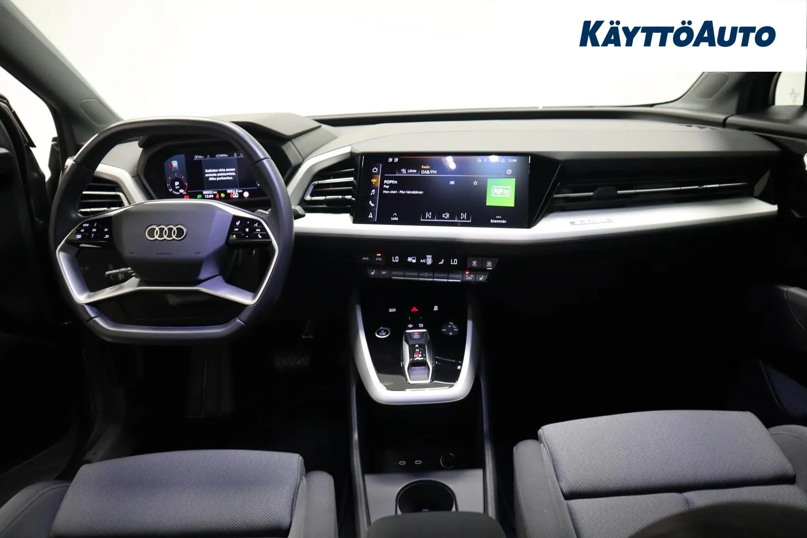 AUDI Q4 e-tron JMY-122 carousel image