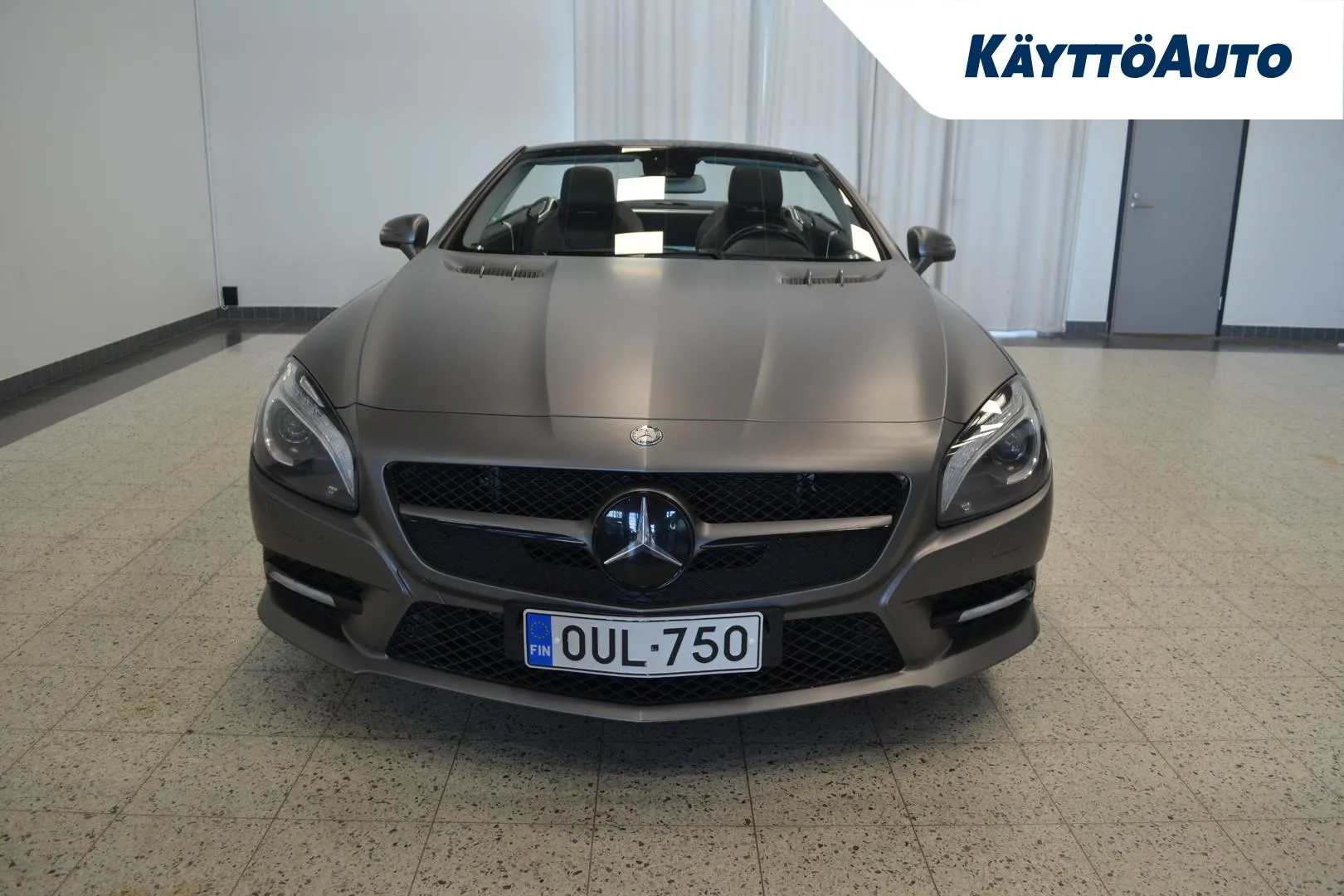 MERCEDES-BENZ SL OUL-750 carousel image