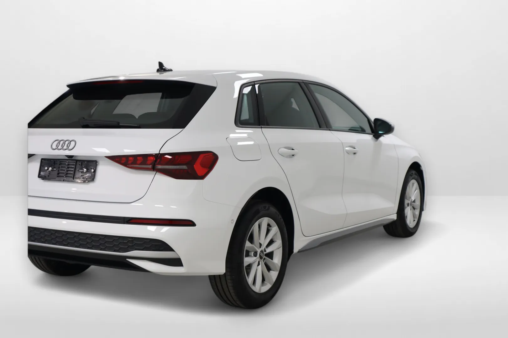 Audi A3 YYG-500 carousel image