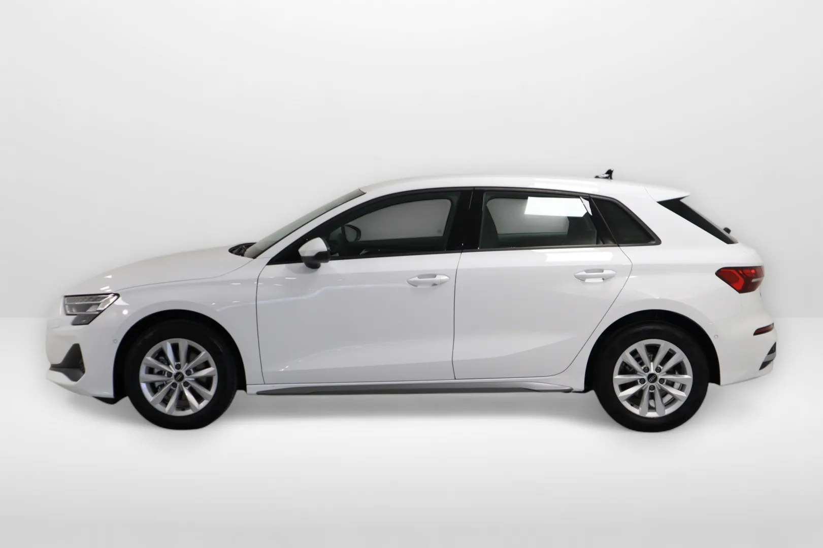 Audi A3 YYG-500 carousel image