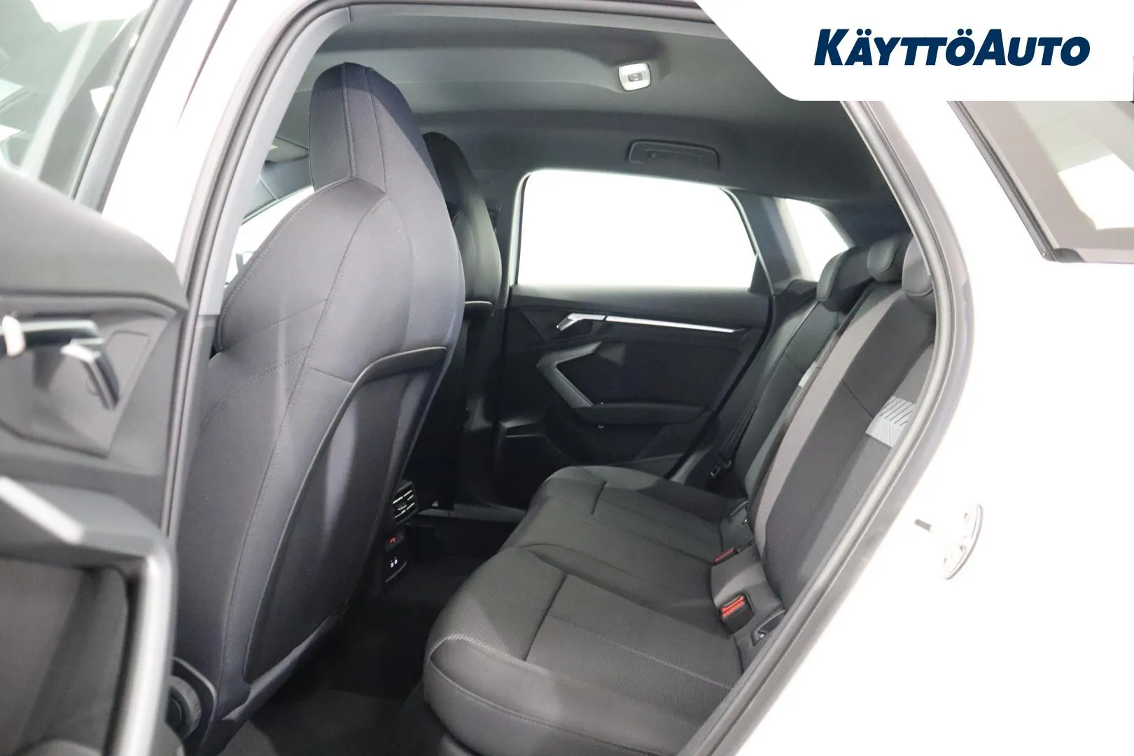 Audi A3 YYG-500 carousel image