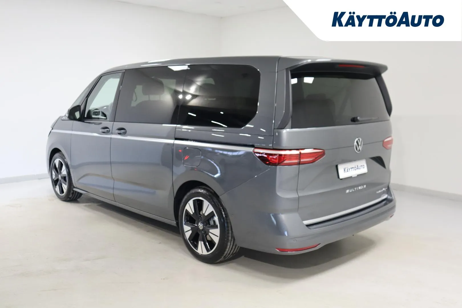Volkswagen Multivan ZPS-849 carousel image