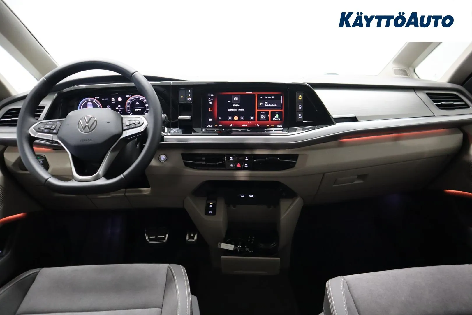 Volkswagen Multivan ZPS-849 carousel image