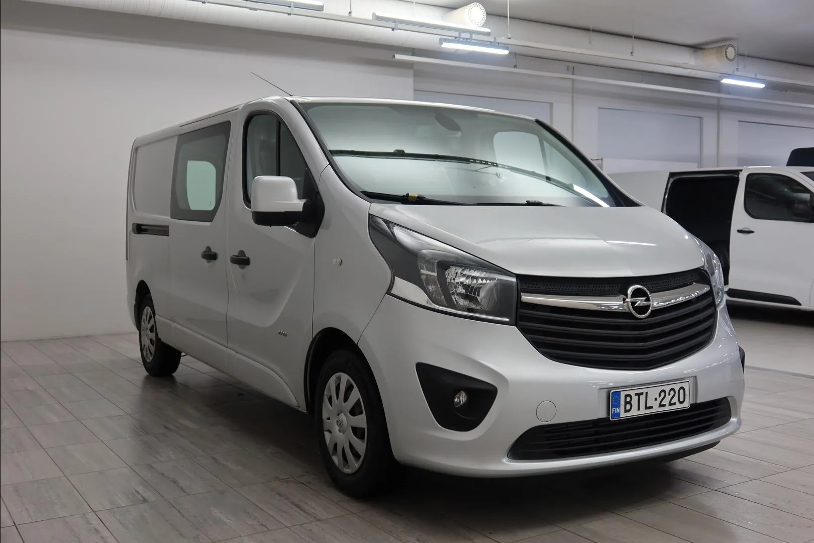 OPEL Vivaro BTL-220 carousel image