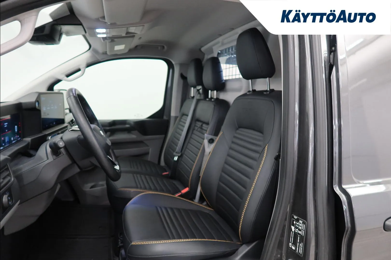 FORD Transit Custom KXC-646 carousel image