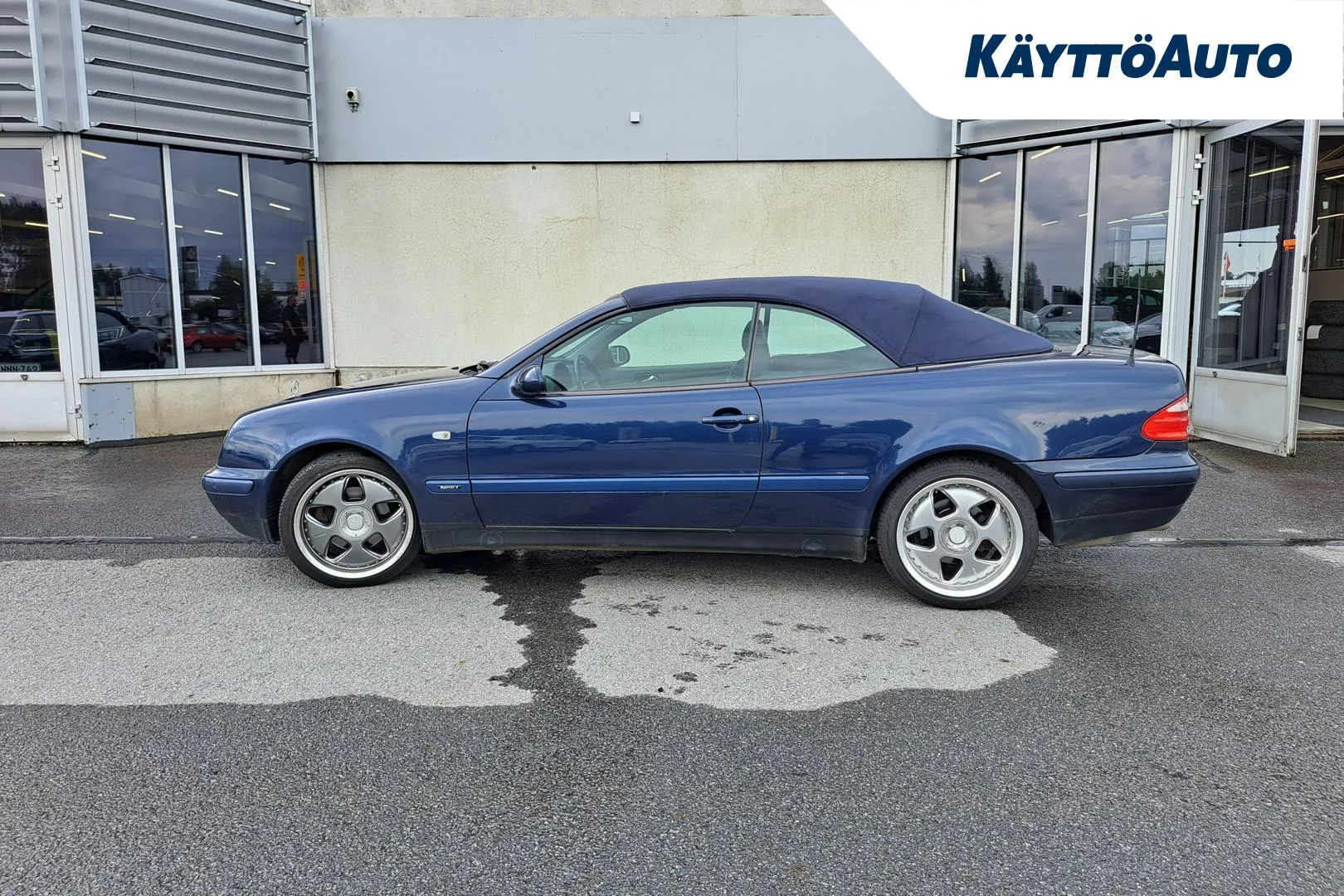 MERCEDES-BENZ CLK KOG-378 carousel image