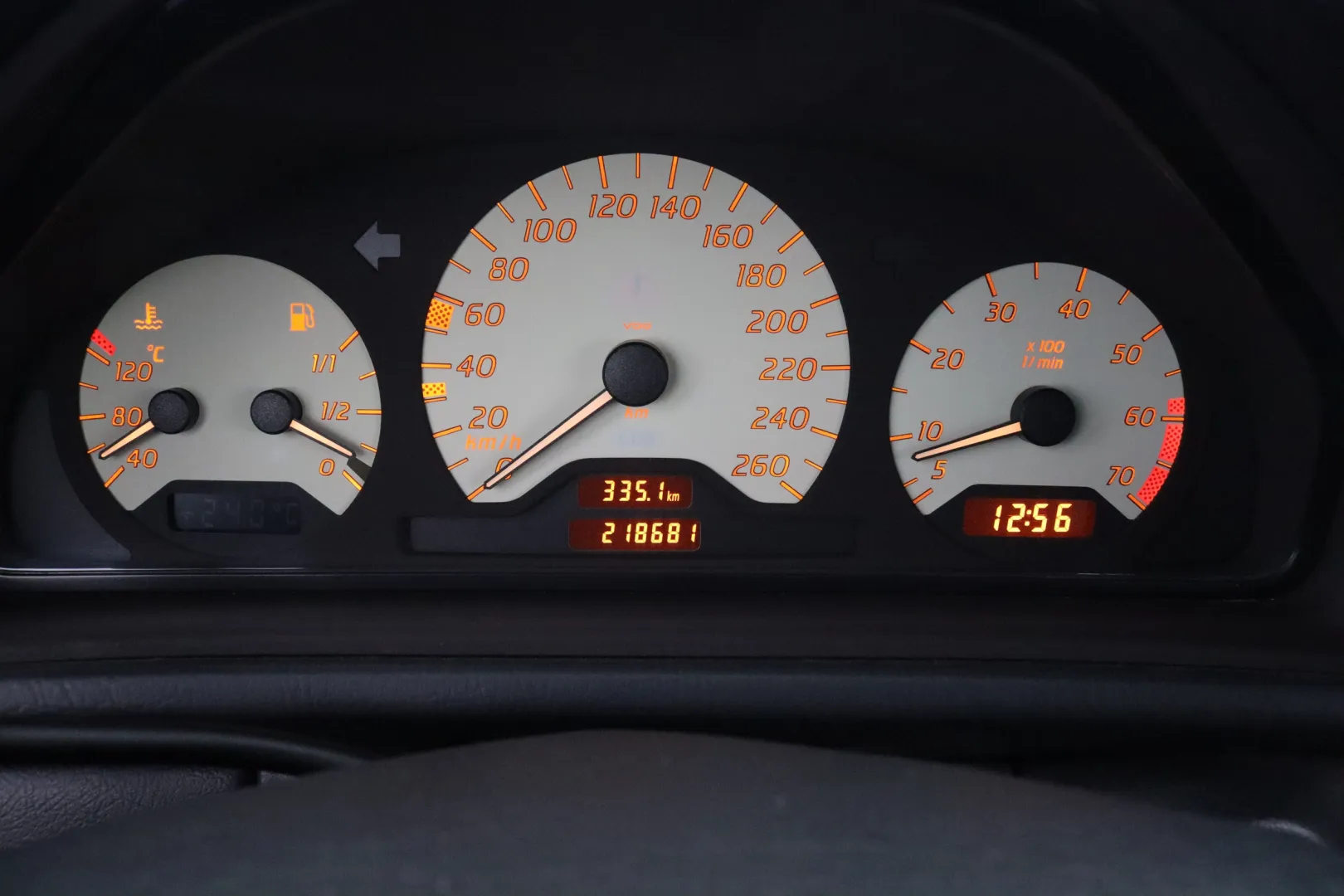 MERCEDES-BENZ CLK KOG-378 carousel image