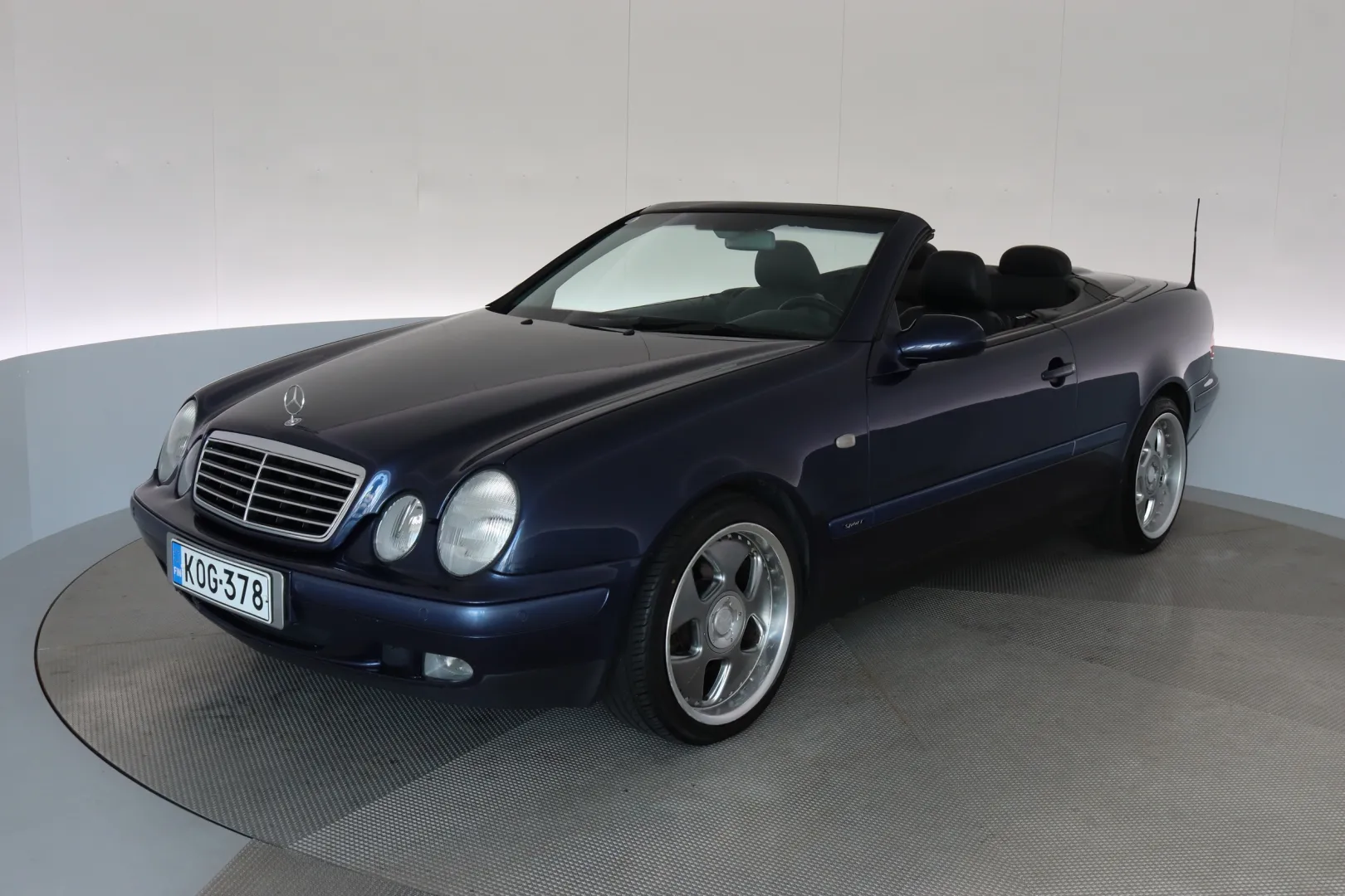 MERCEDES-BENZ CLK KOG-378 carousel image
