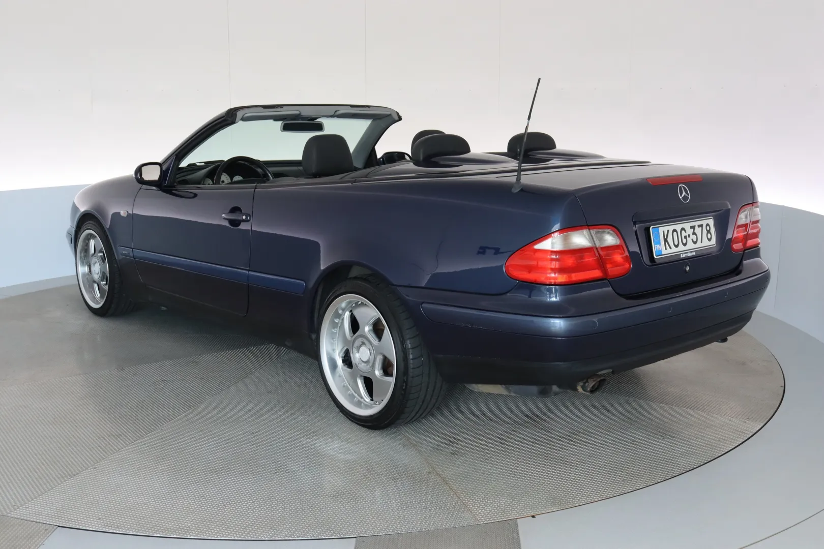 MERCEDES-BENZ CLK KOG-378 carousel image